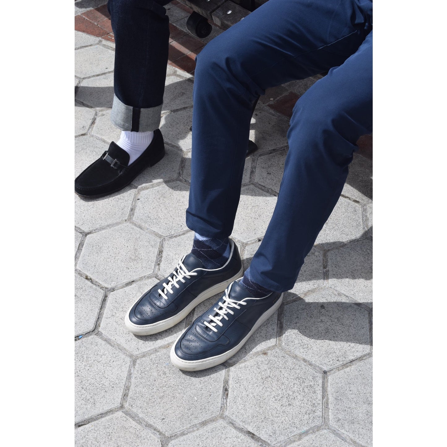 Navy Low Top Common Projects