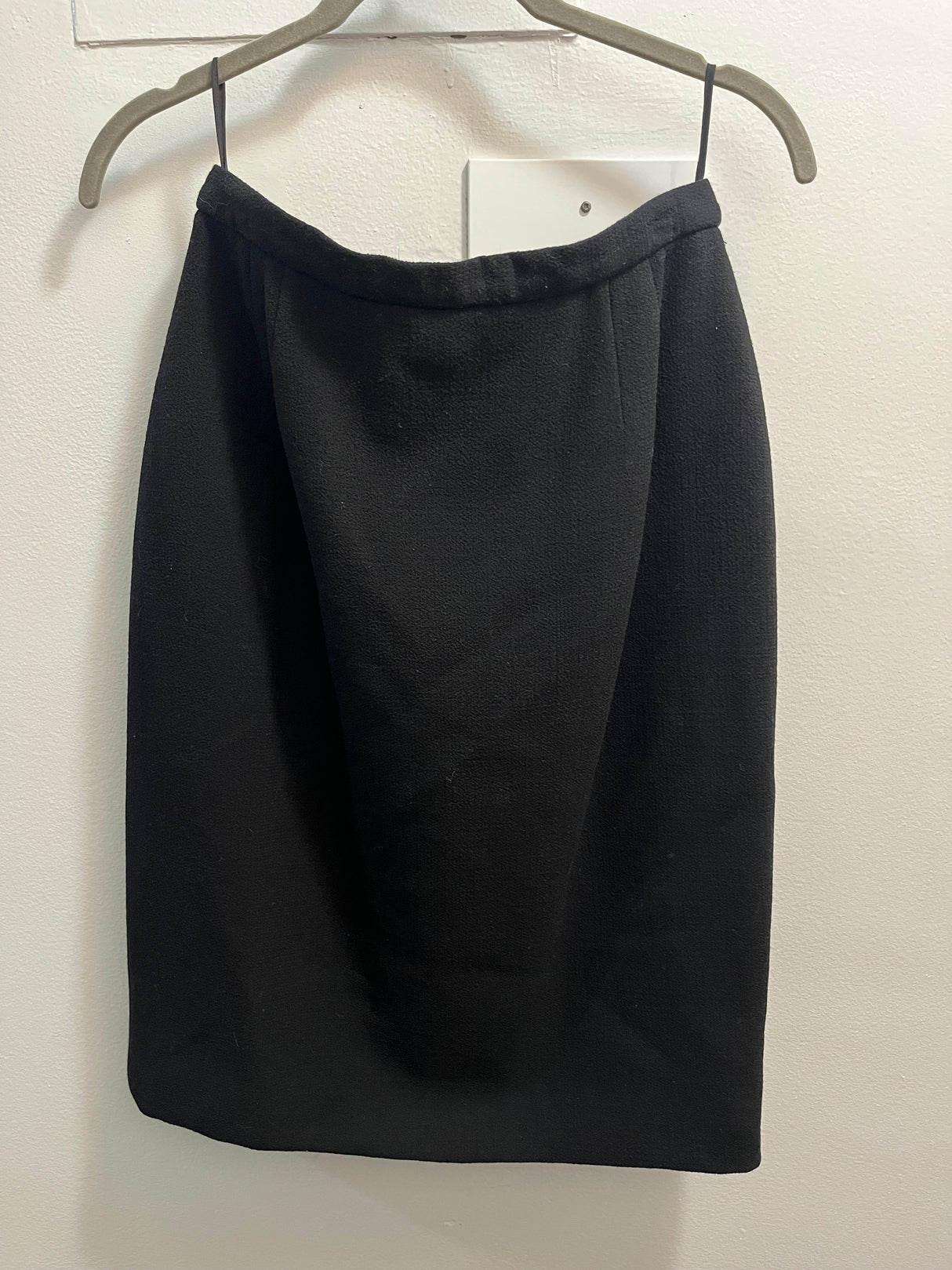 Vintage Studio 0001 Ferre Black Blazer with Gold Broach Detail size 8