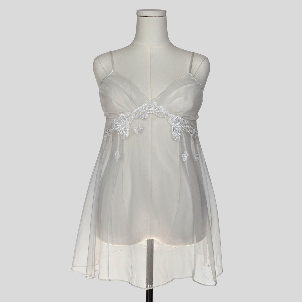 Sheer mesh appliqué babydoll in white