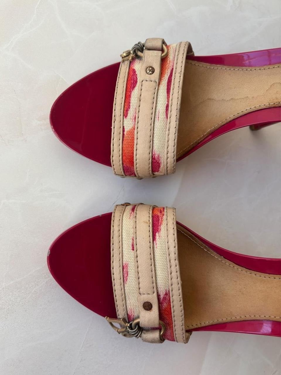 Christian Dior US 6 Magenta Patent Leather Buckle Heel Sandal