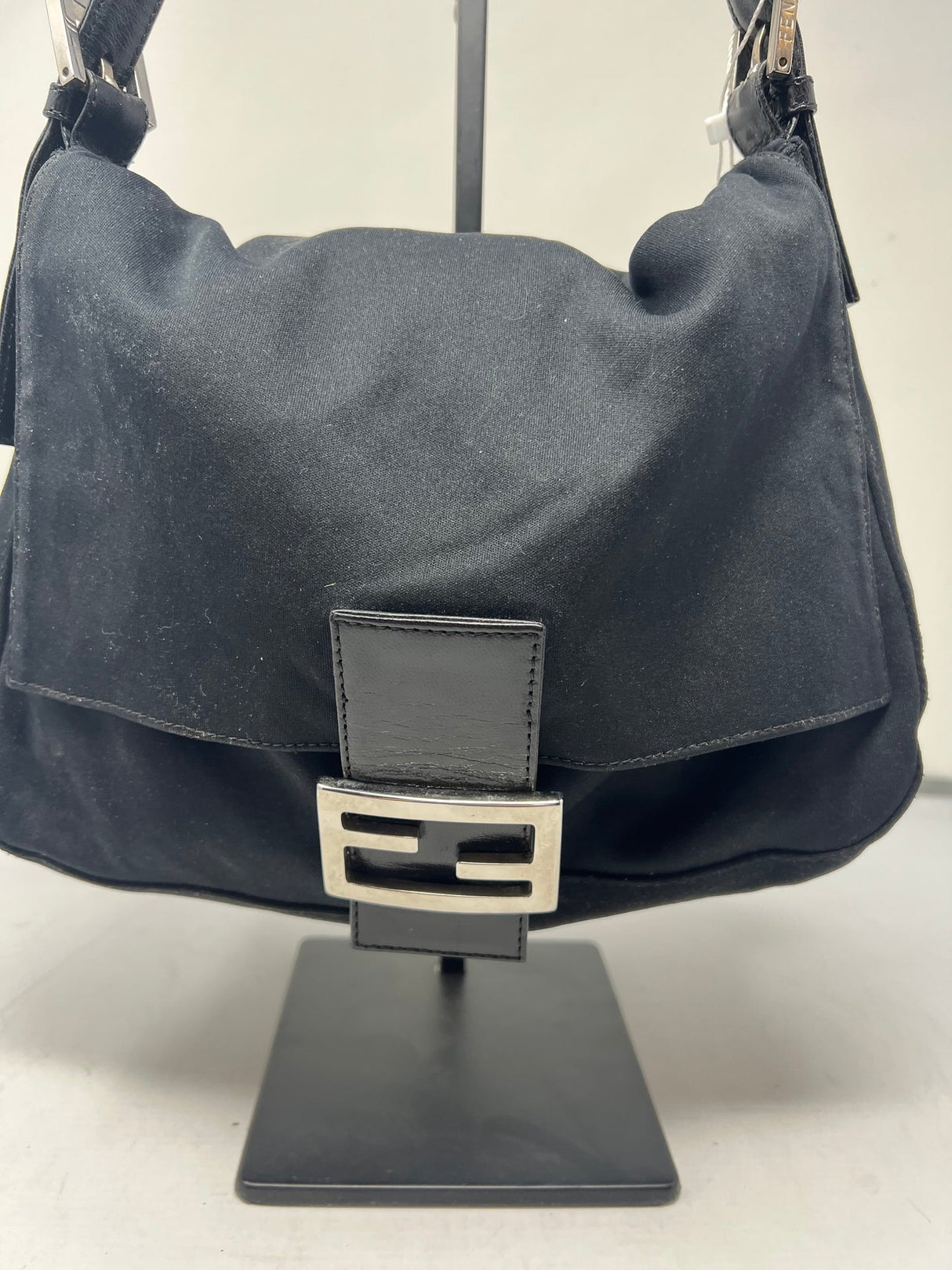 #69 Fendi Mamma Baguette Black neoprene Leather