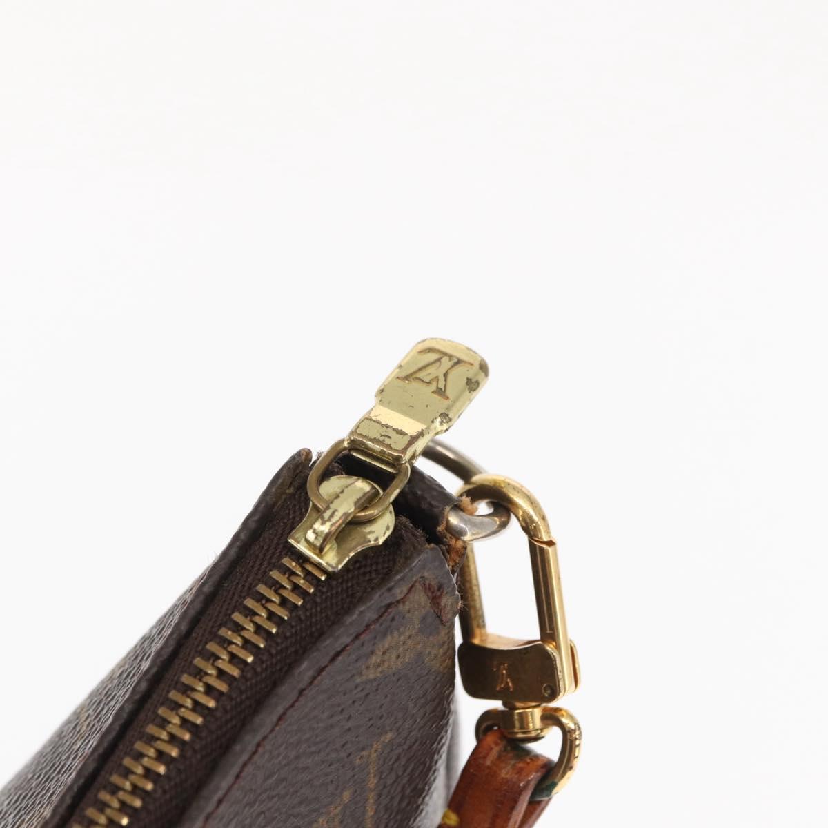 #8 Louis Vuitton Monogram Pochette