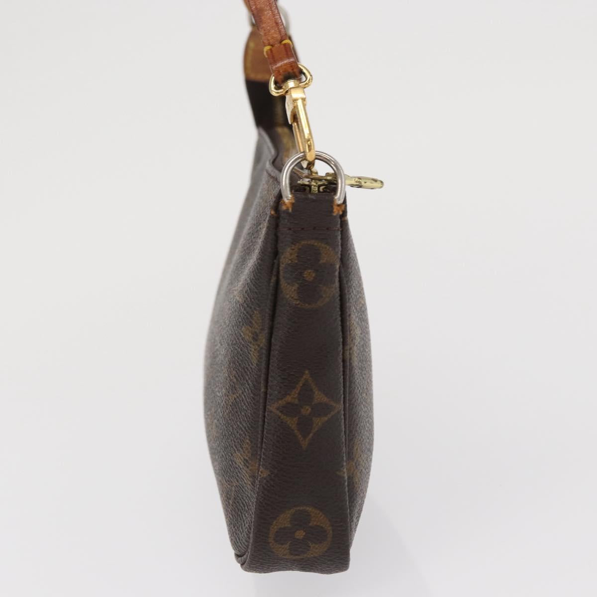 #8 Louis Vuitton Monogram Pochette