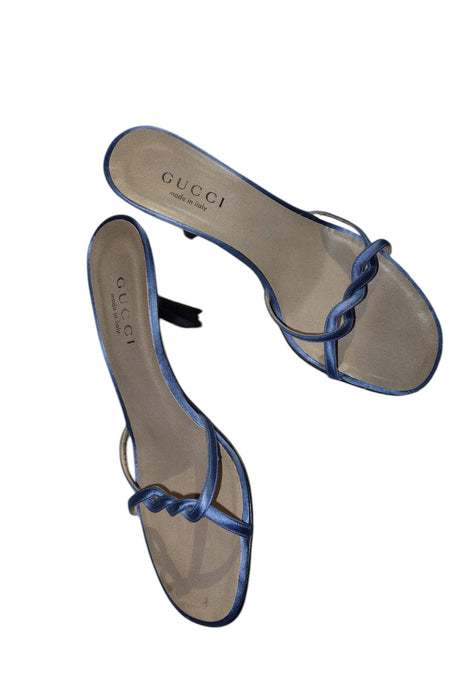 Gucci blue twisted slingbacks (7B)