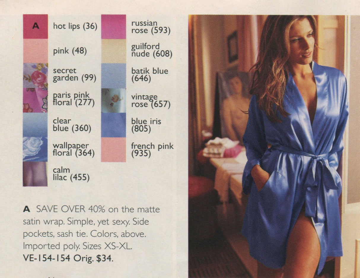 Silky robe in lilac