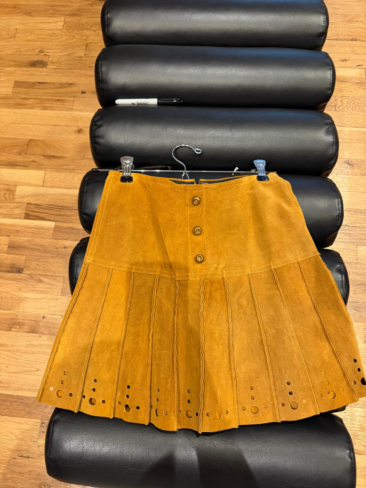 Tan leather skirt with cut out - tuv #11112