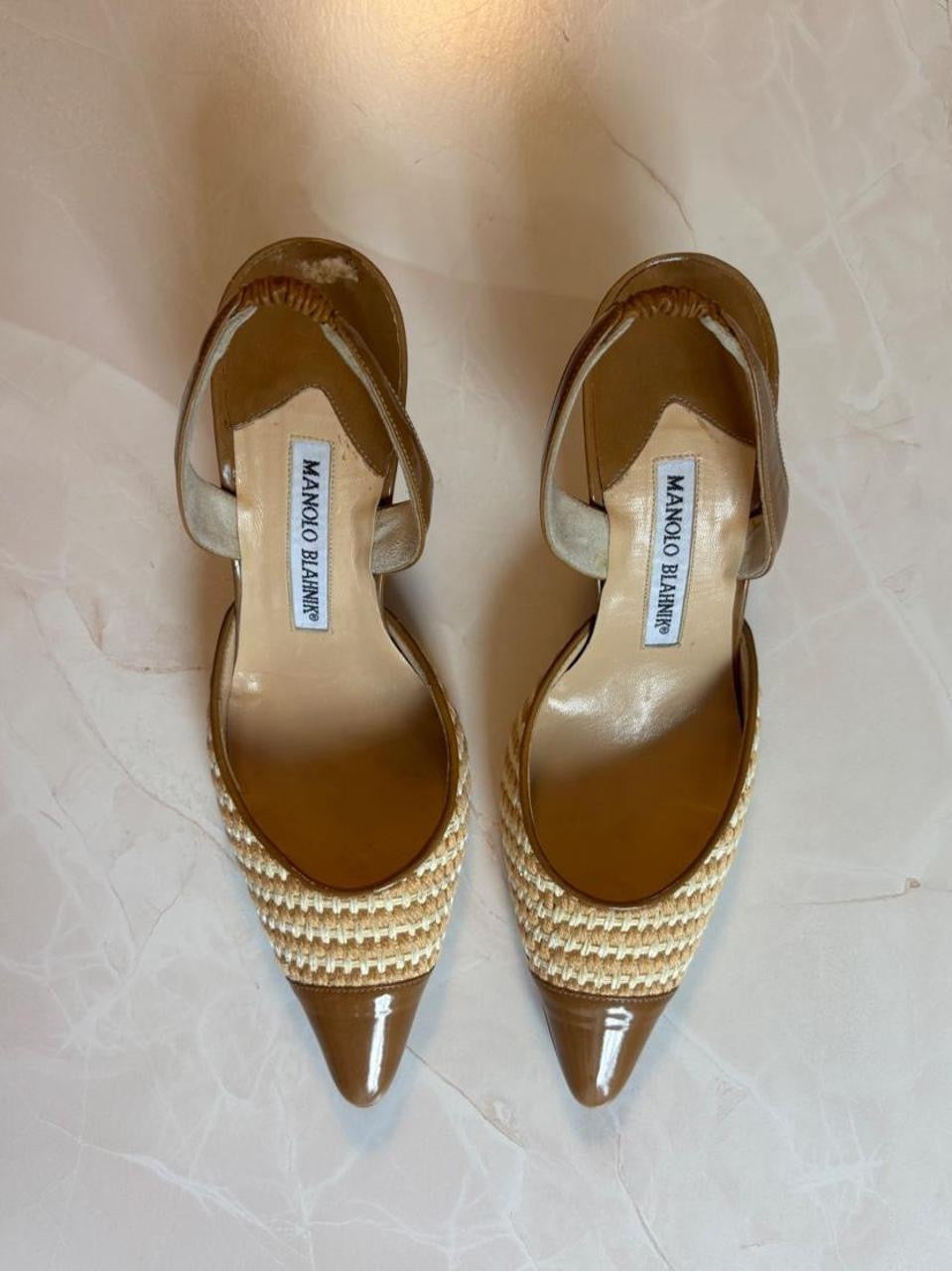 Manolo Blahnik EU 36 Tan Woven Raffia Pointed Toe Mule