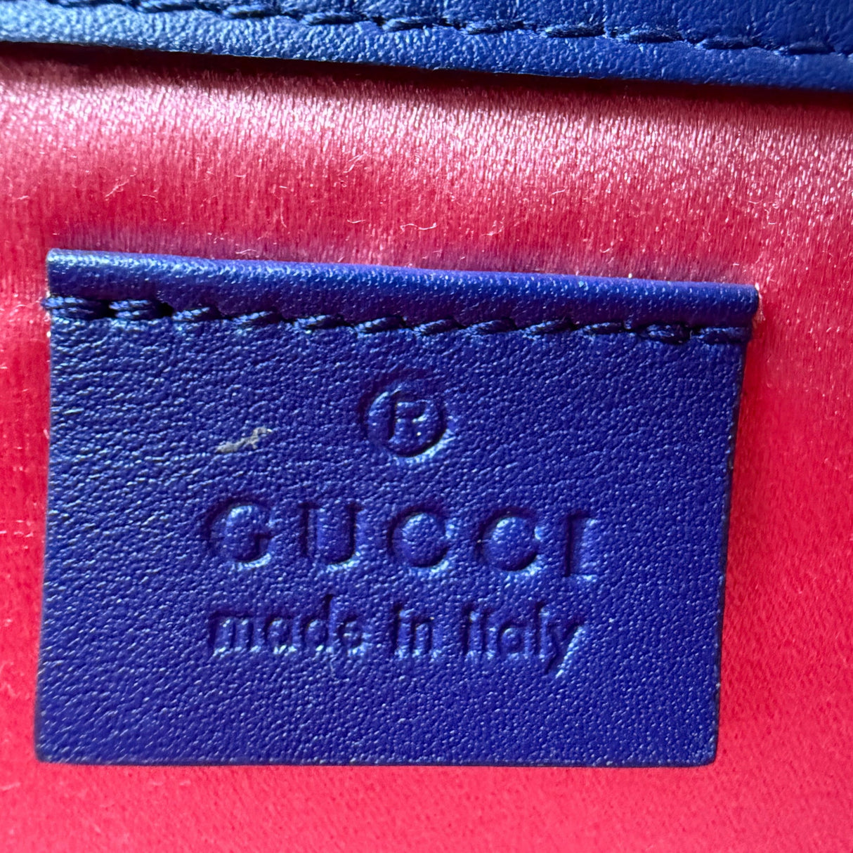 Gucci Broadway Velvet Shoulder