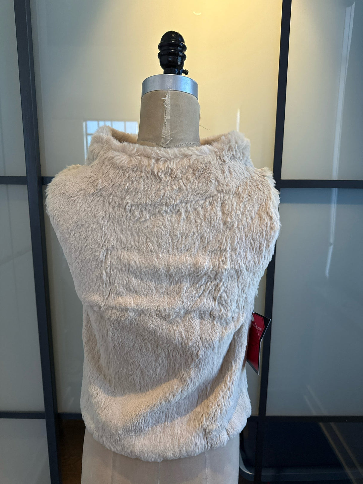Izzue Size XS Cream Angora Funnel Neck Vest