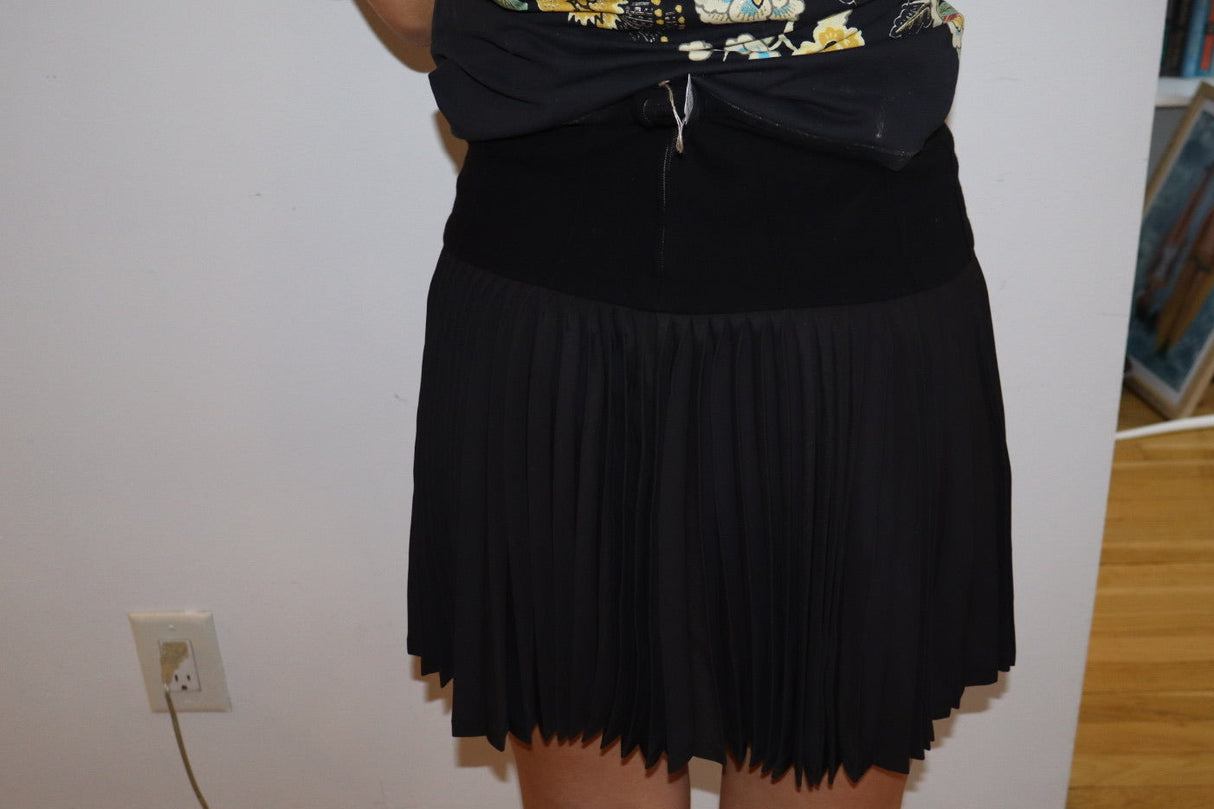 Thierry Mugler black pleated mini skirt size 42