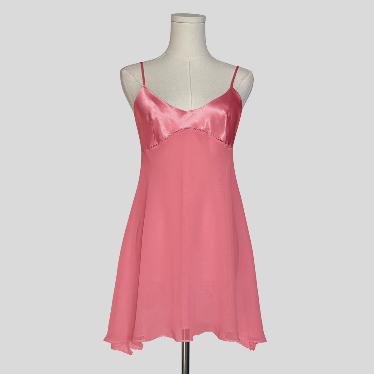 Silky bust babydoll slip in coral