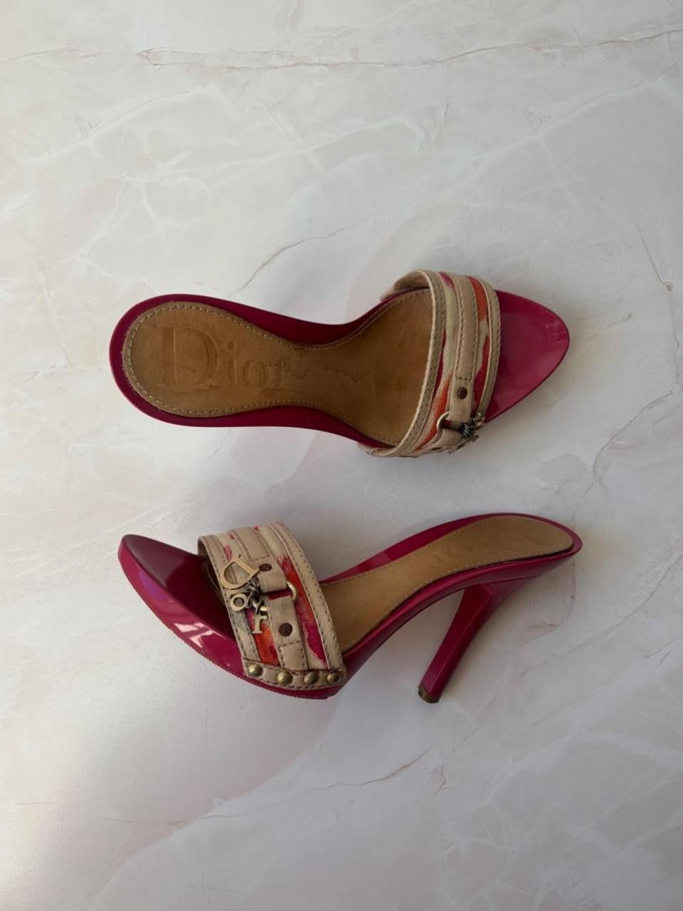 Christian Dior US 6 Magenta Patent Leather Buckle Heel Sandal