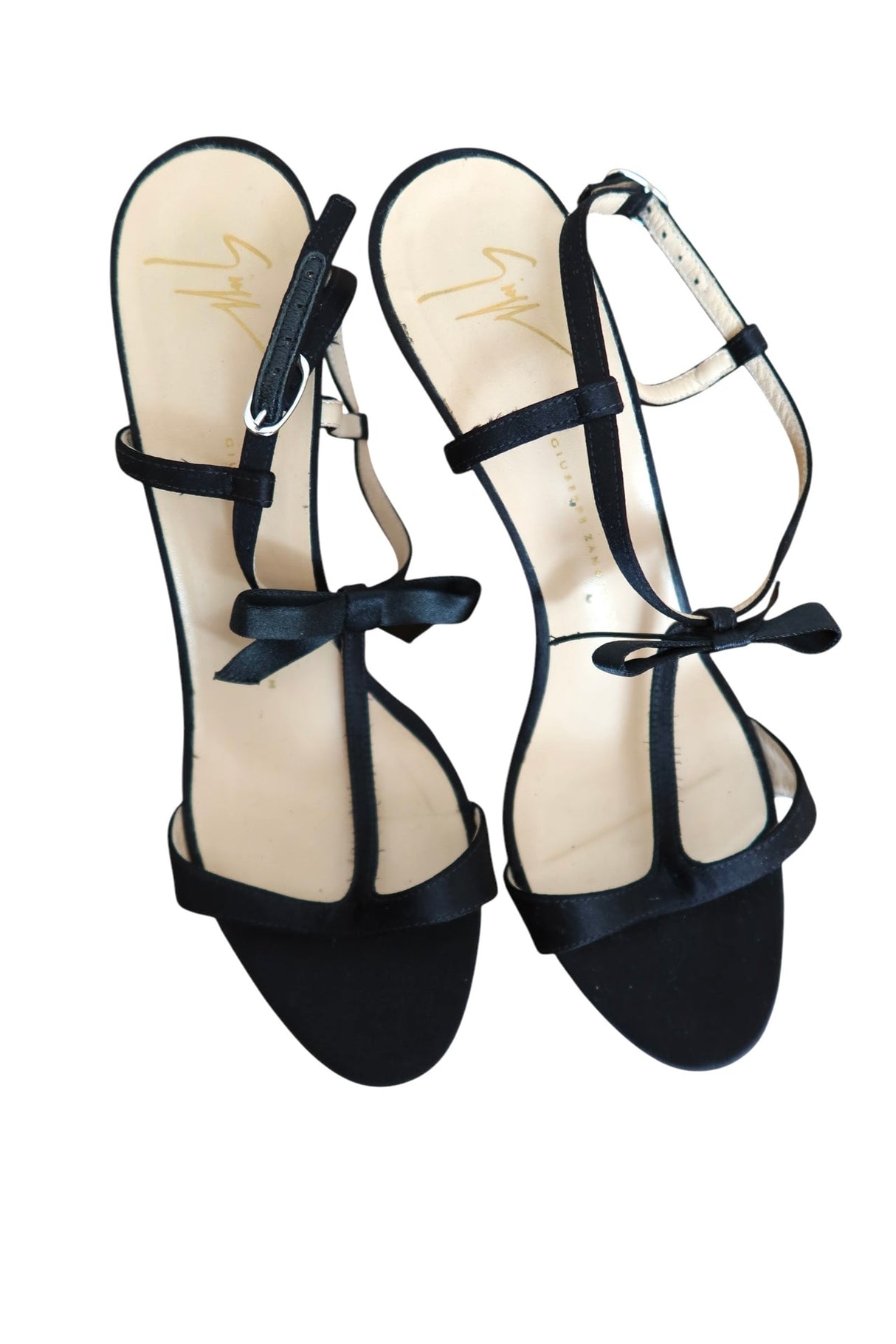 Giuseppe Zanotti black satin heels with bow details (39.5)