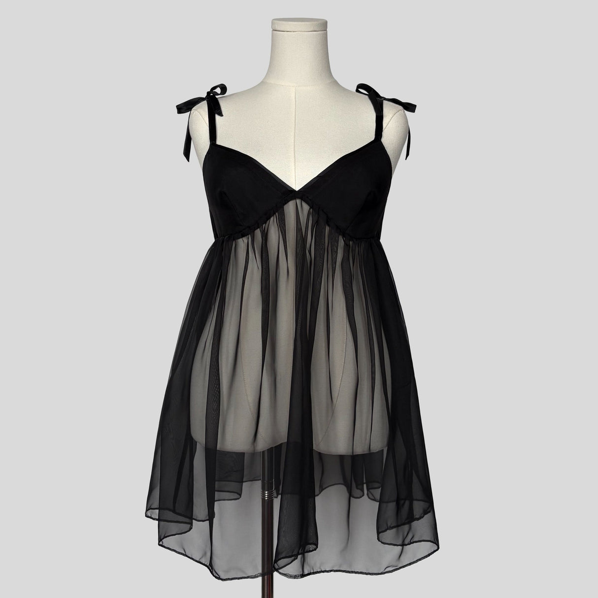 Bow strap babydoll in black