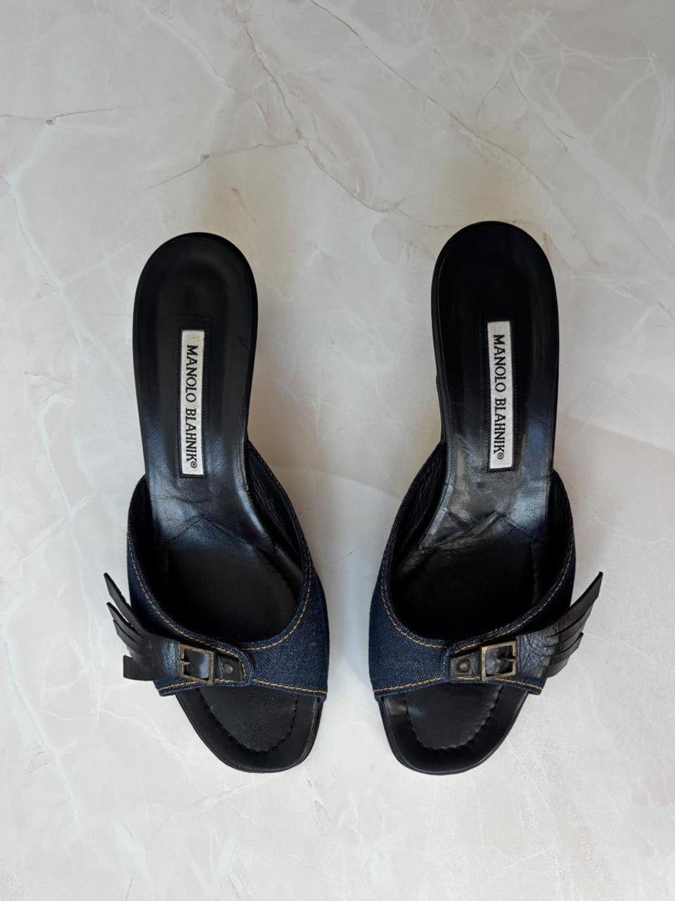 Manolo Blahnik EU 38.5 Denim Fringe Buckle Peep Toe Kitten Heel Mule