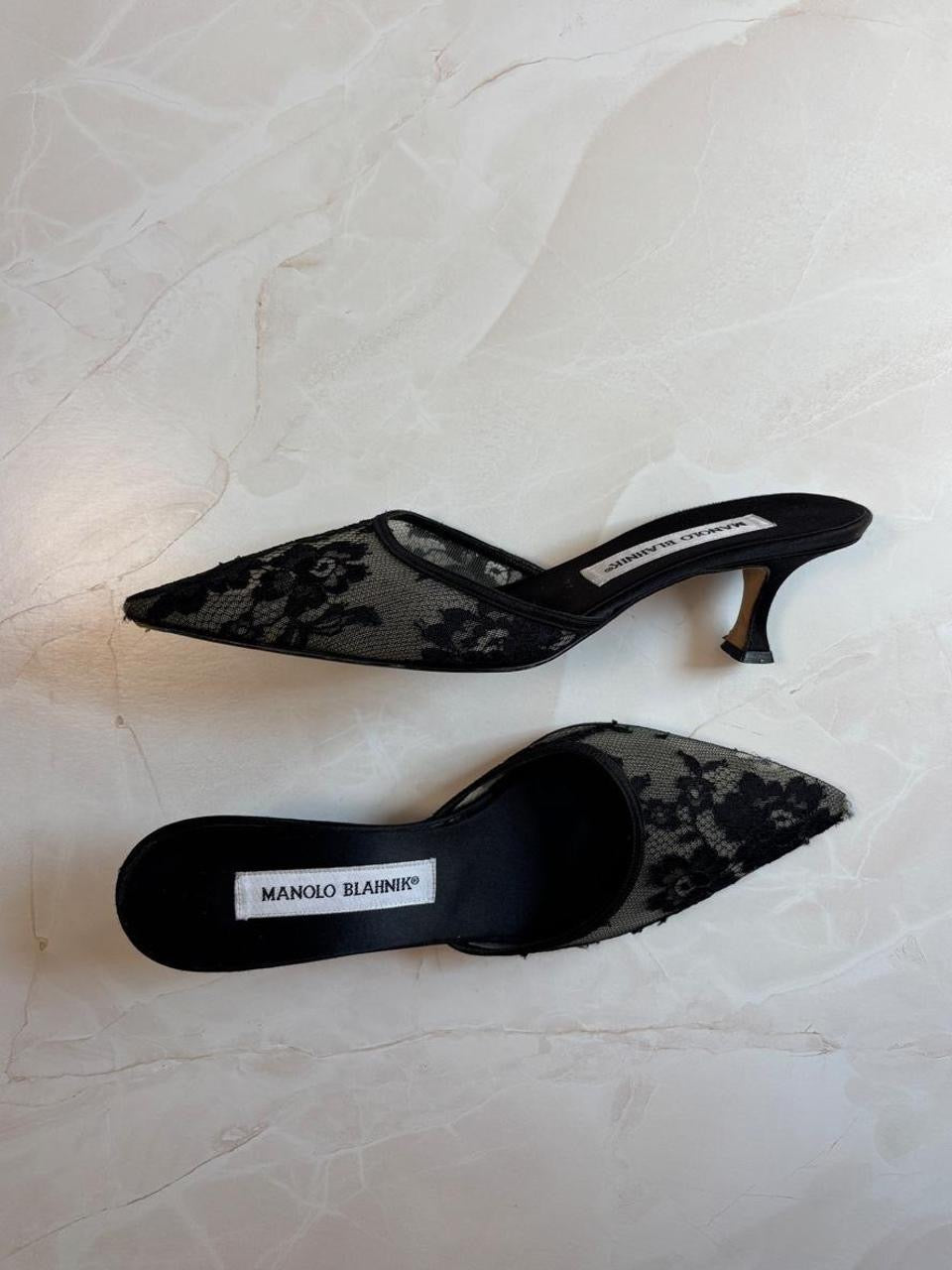 Manolo Blahnik EU 36 Black Lace Pointed Toe Mule