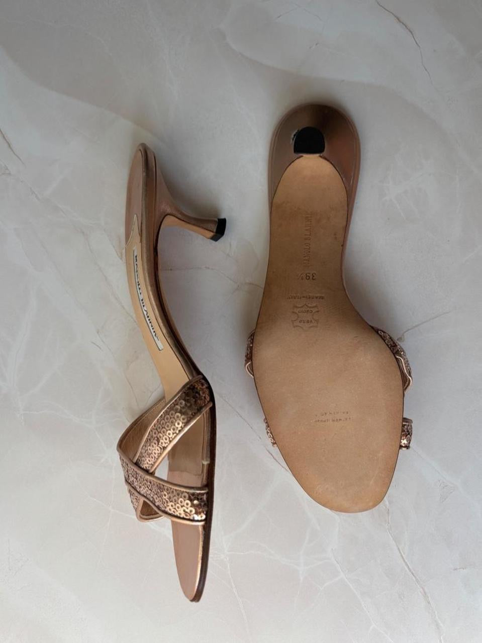 Manolo Blahnik EU 39.5 Rose Gold Sequin Strap Sandal
