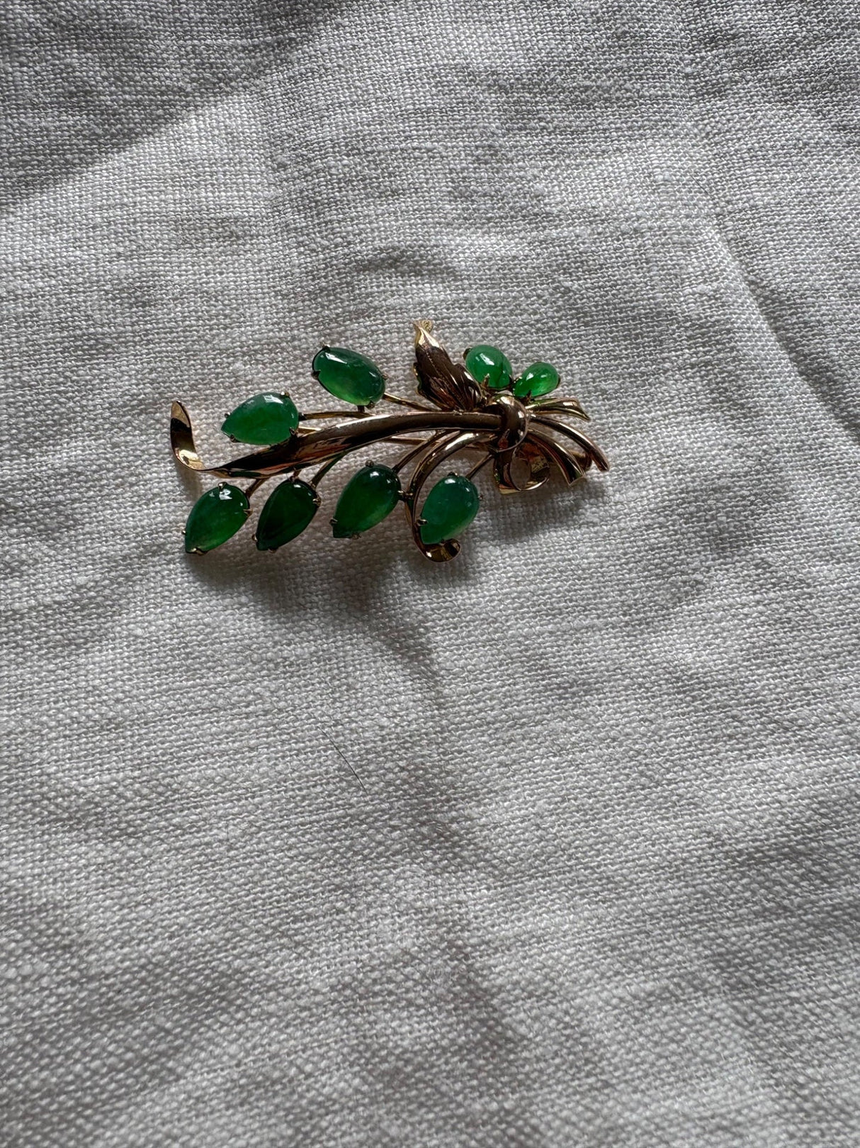 Victorian 14k Jade fern brooch