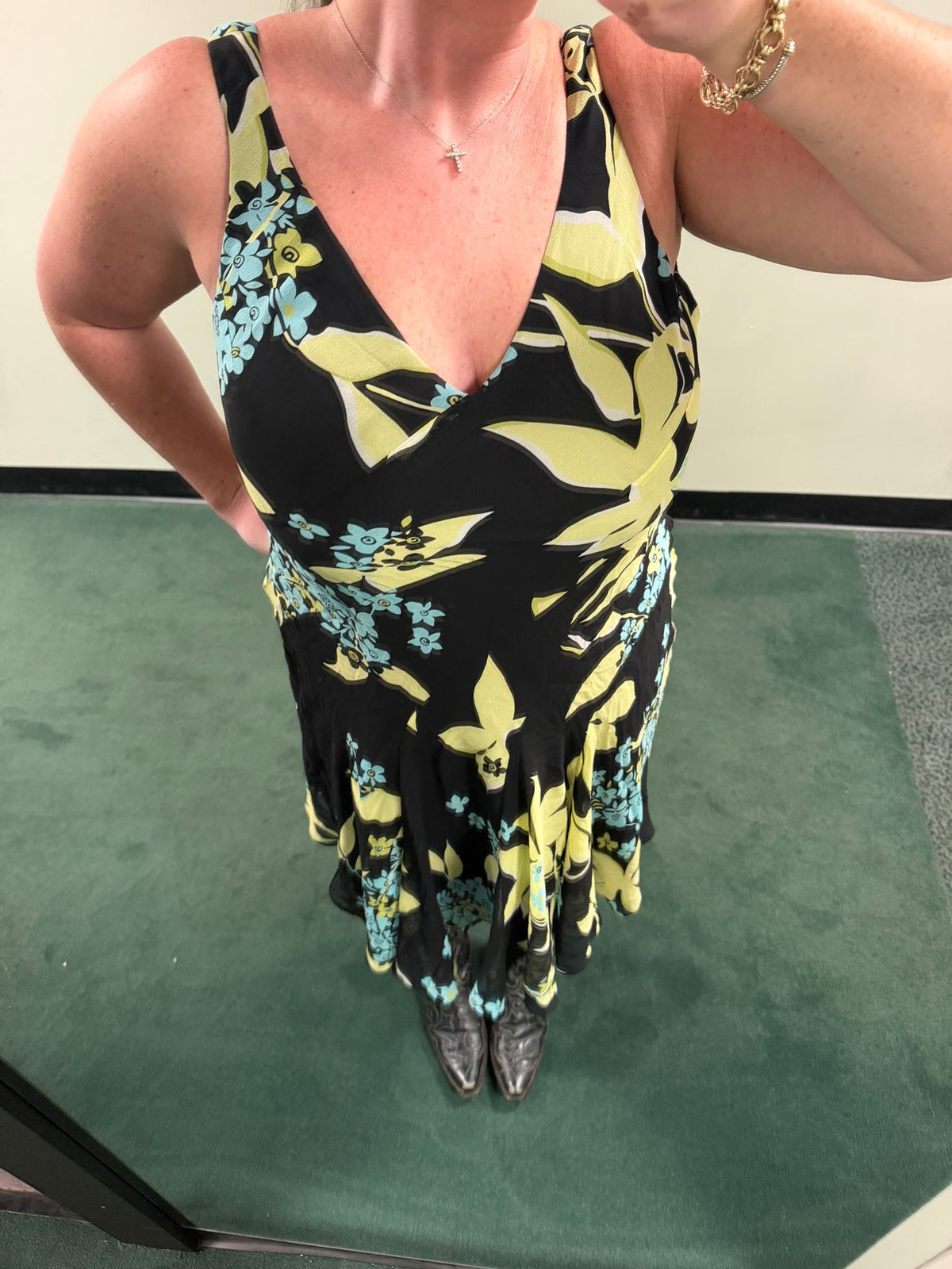 Black silk dress with green and blue flowers - cold water creek - sku tuv #4445