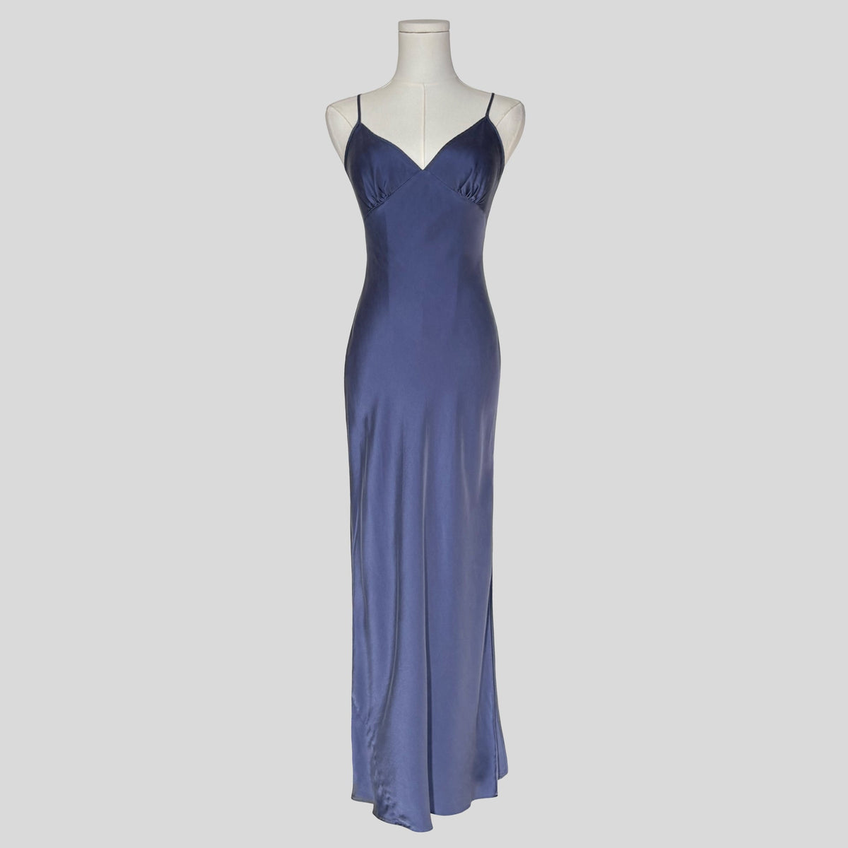 Backless silk gown in blue