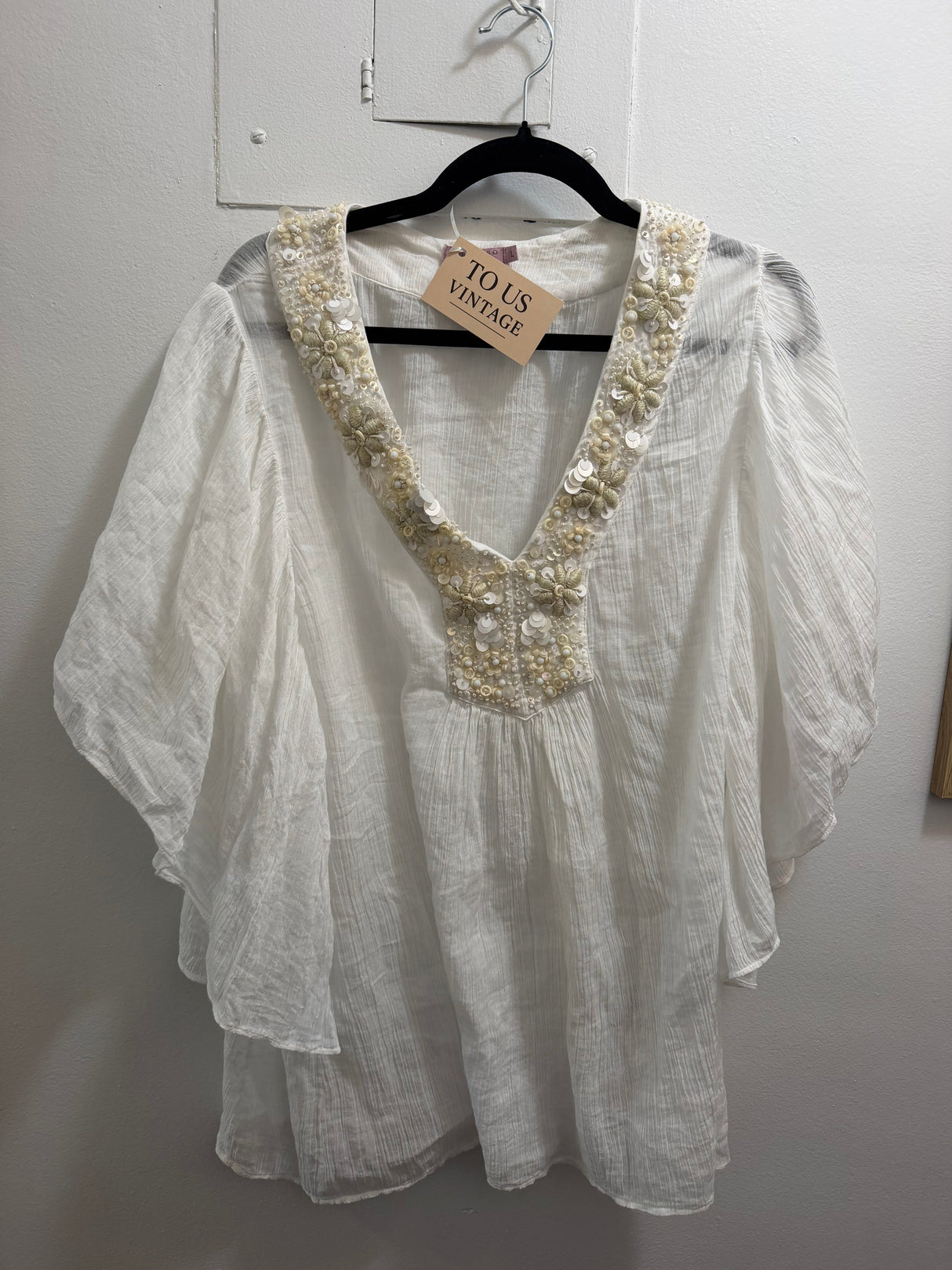 Calypso white tunic with beaded details - TUV #908909