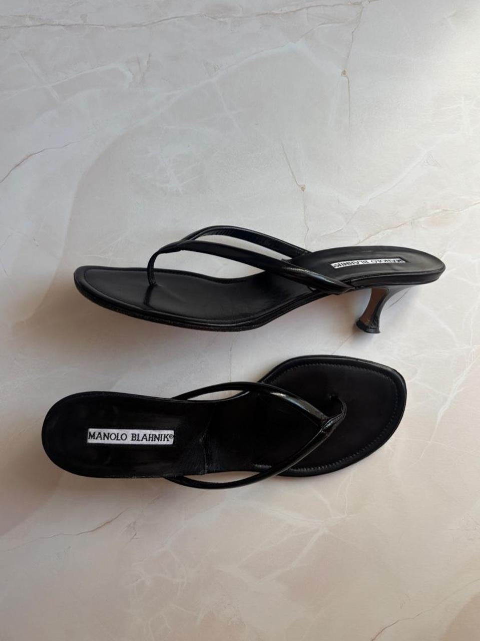 Manolo Blahnik EU 39 Black Patent Leather Sandal
