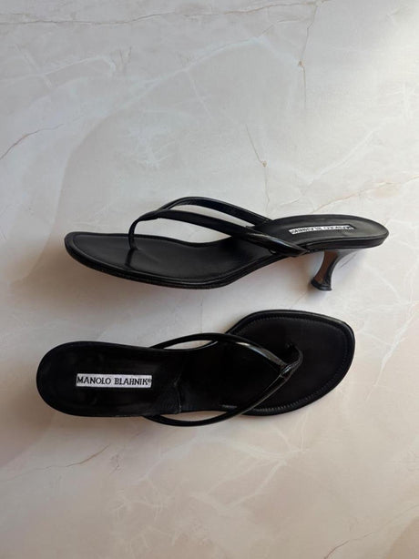 Manolo Blahnik EU 39 Black Patent Leather Sandal