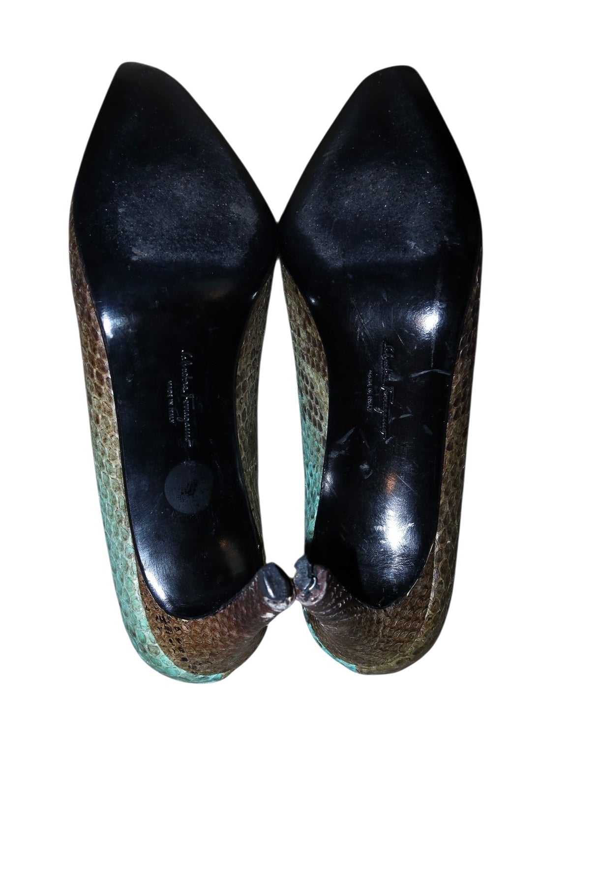 Salvatore Ferragamo blue python heels (7)