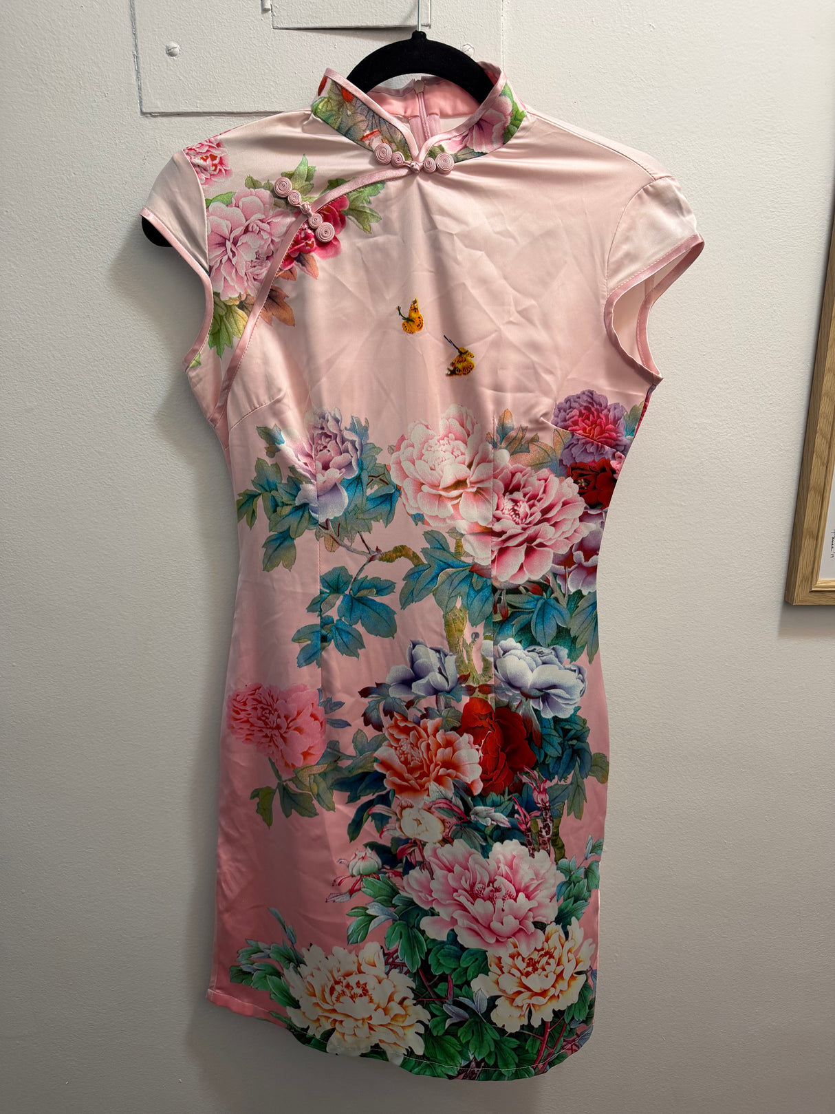 Vintage silk pink qipao dress