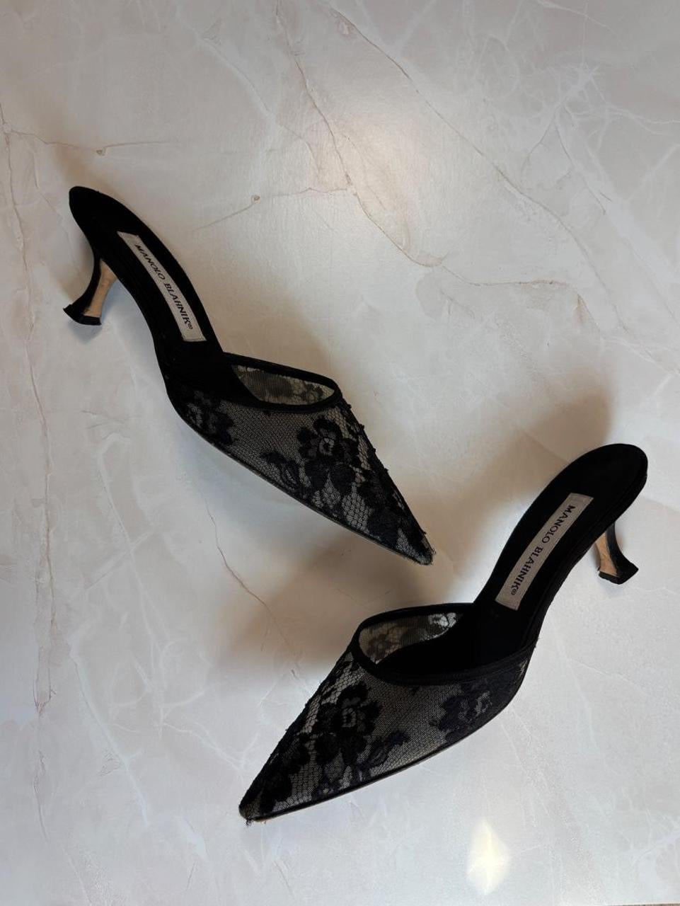 Manolo Blahnik EU 36 Black Lace Pointed Toe Mule