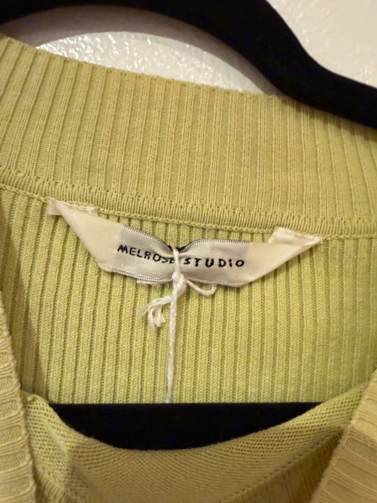 Y2K green beaded sweater vest TUV #35782 size medium