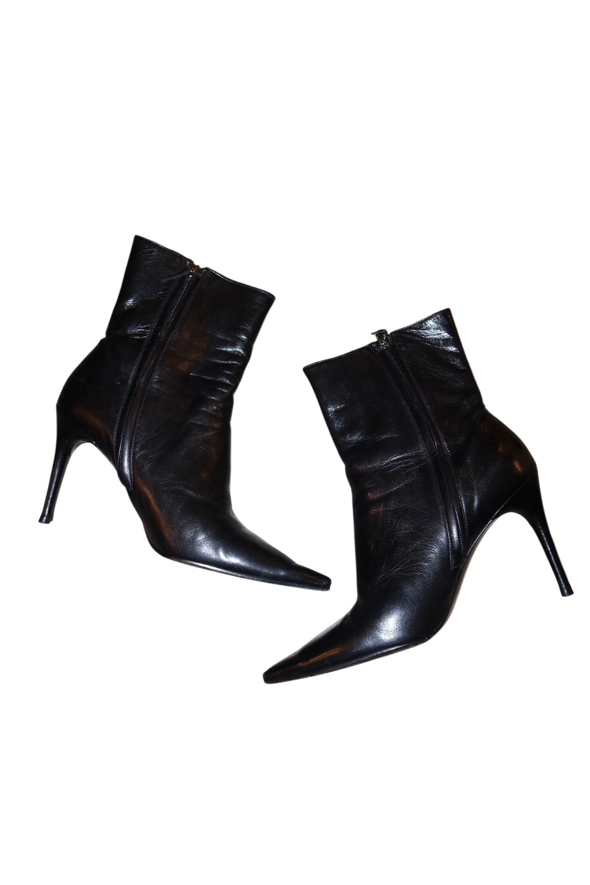 Gucci black leather booties (8.5)