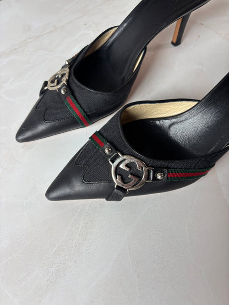 Gucci US 7.5 Black Leather Pointed Toe GG Buckle Mule