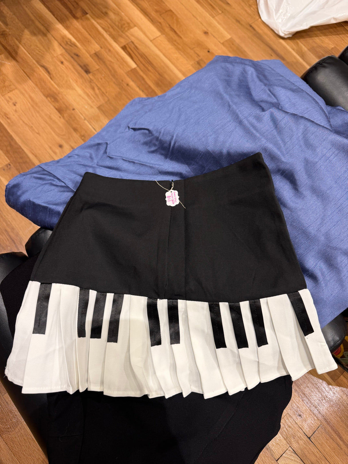 Piano keys mini skirt
