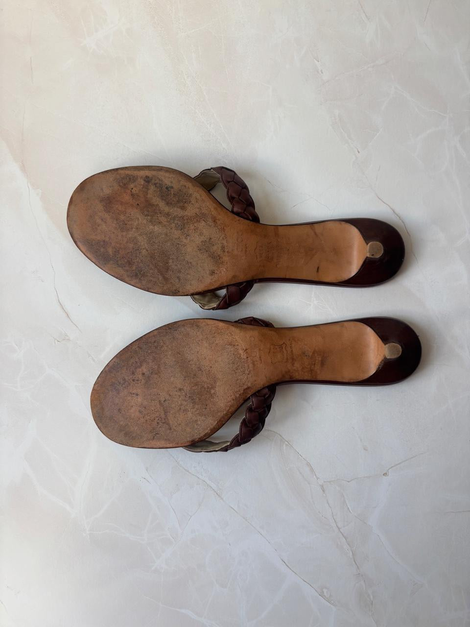 Jimmy Choo EU 39.5 Brown Leather Braided Thong Kitten Heel Sandal