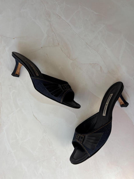 Manolo Blahnik EU 38.5 Denim Fringe Buckle Peep Toe Kitten Heel Mule