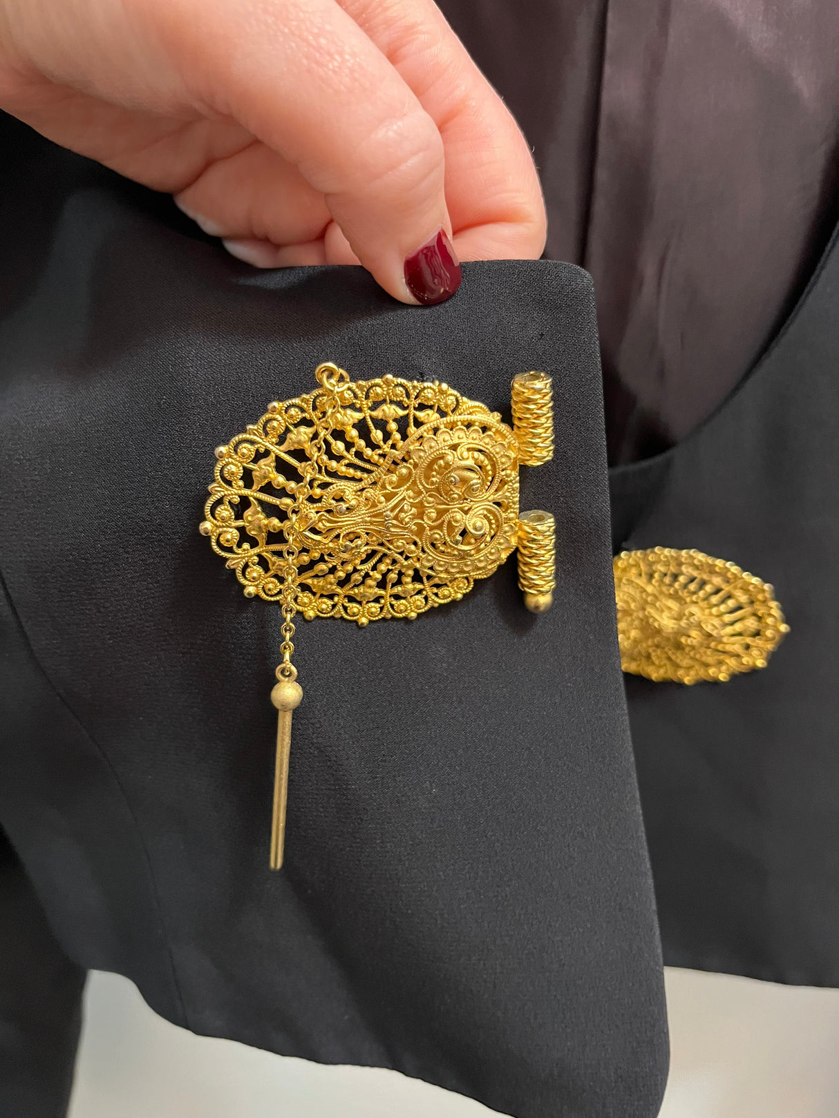 Vintage Studio 0001 Ferre Black Blazer with Gold Broach Detail size 8