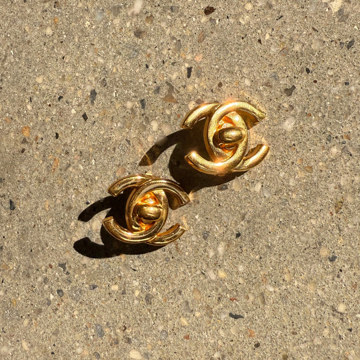 Chanel authentic vintage gold turnlock earrings cc logo