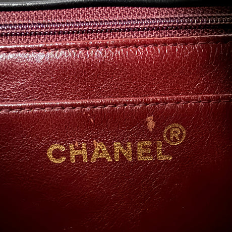 Vintage 90s Chanel Authentic Diana Flap bag medium Black Lambskin 24k Gold Hardware