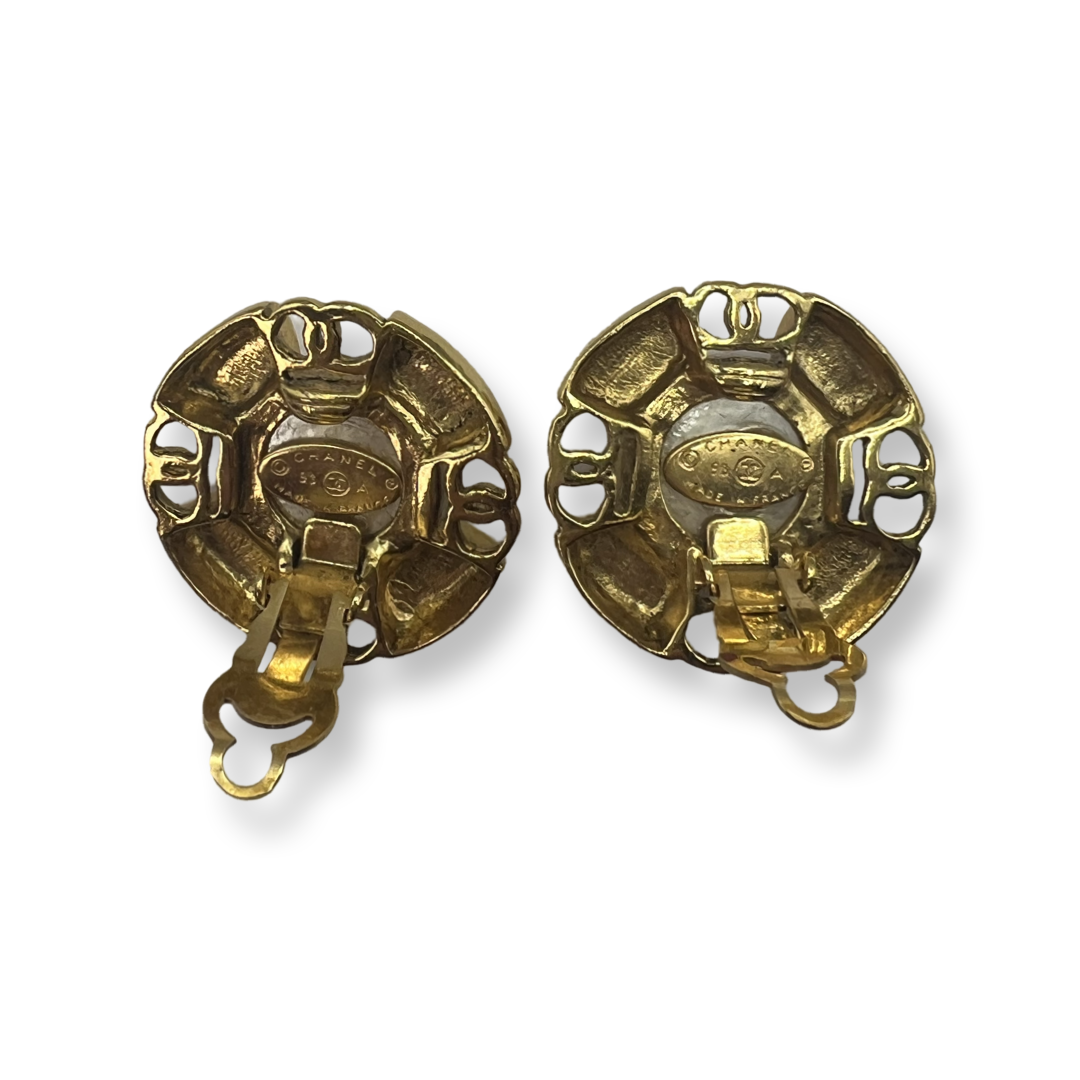 Gold Chanel Vintage Earrings with pearl center - CC Mark round