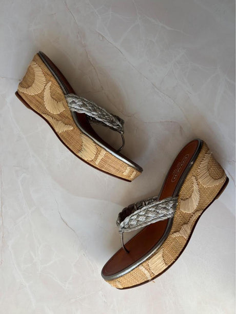 Coach US 7 Silver Monogram Canvas Raffia Platform Thong Wedge Sandal