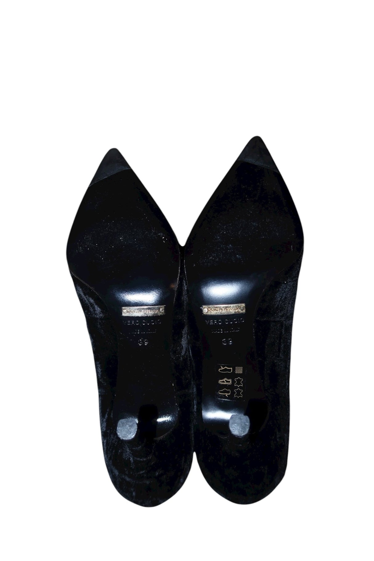 Dolce & Gabbana black velvet heels (39)