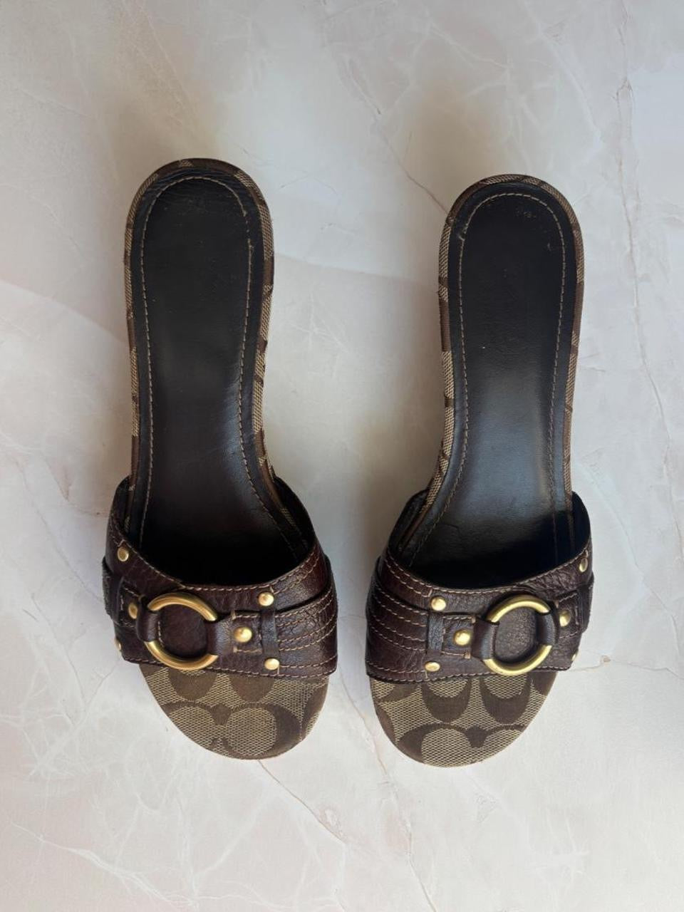 Coach US 8.5 Tan/brown Monogram Canvas Open Toe Wedge Mule