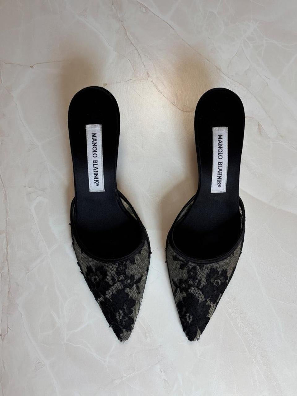 Manolo Blahnik EU 36 Black Lace Pointed Toe Mule