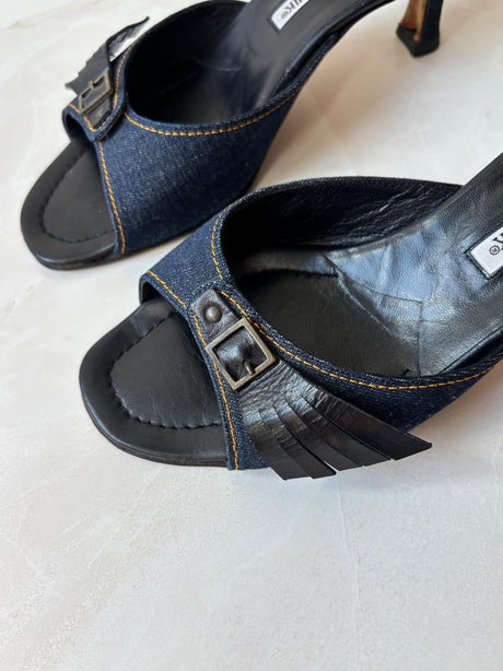 Manolo Blahnik EU 38.5 Denim Fringe Buckle Peep Toe Kitten Heel Mule