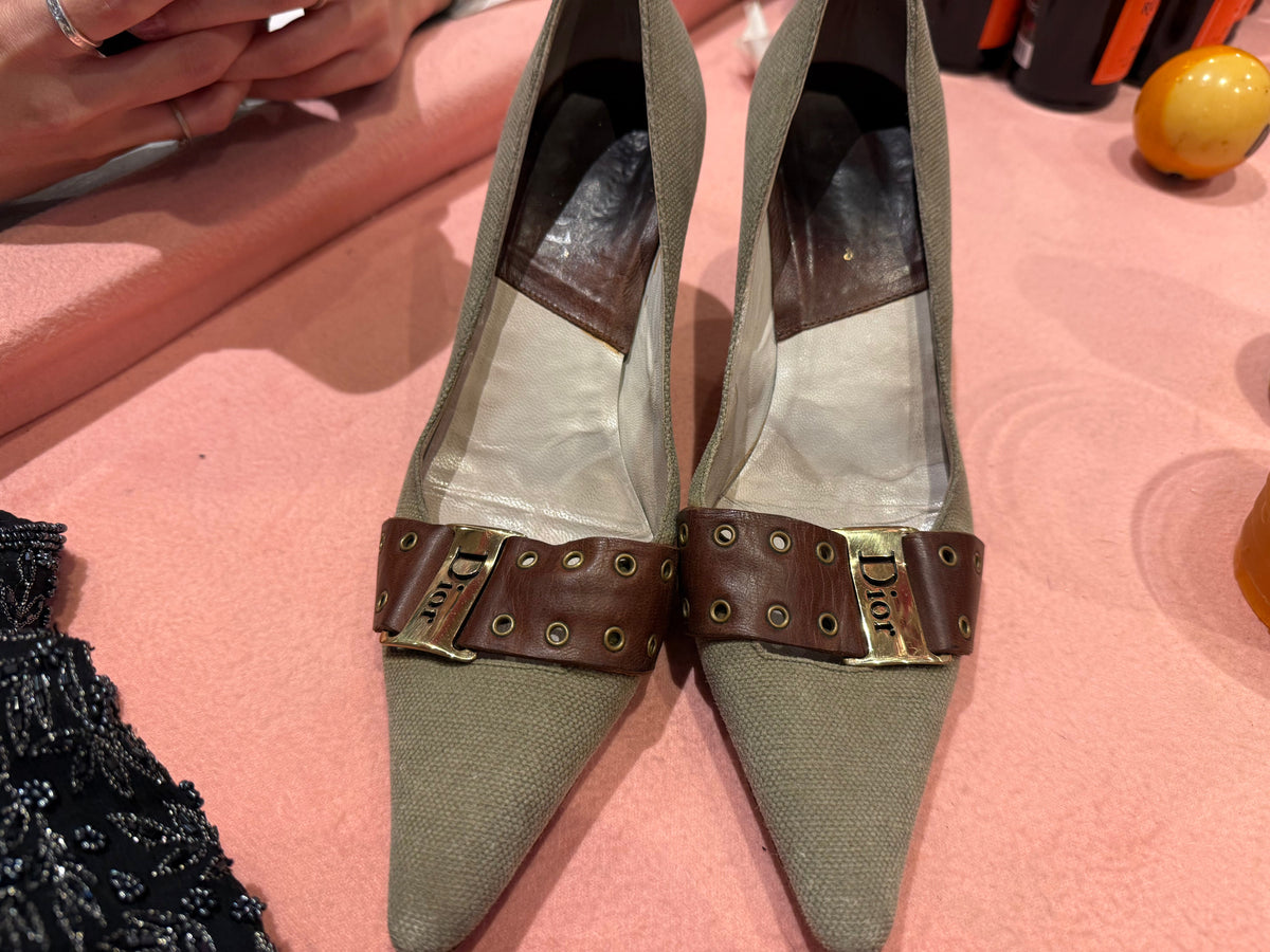 Dior pointy toe shoes