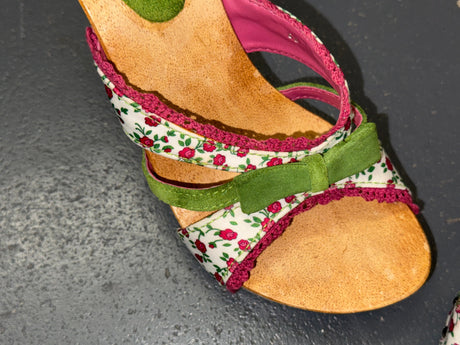 White Floral and Wooden Heels US 8