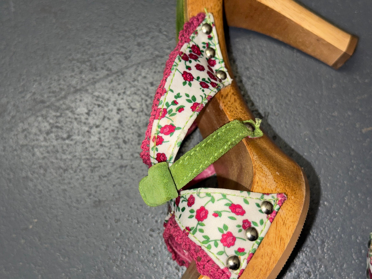 White Floral and Wooden Heels US 8