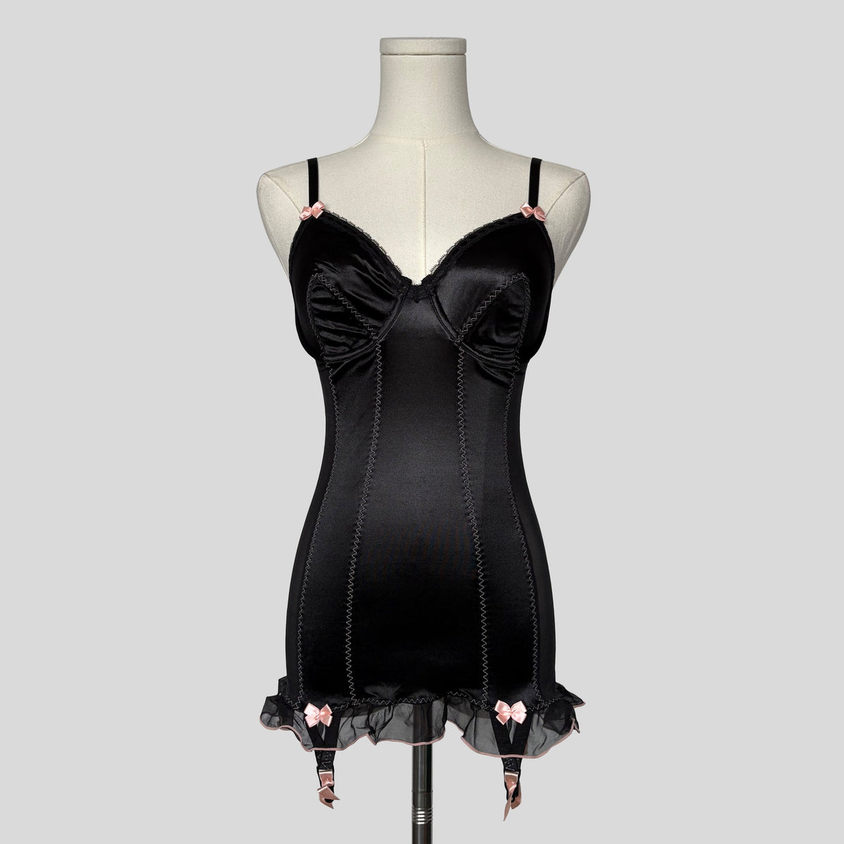 Satin ruffled backless garter chemise