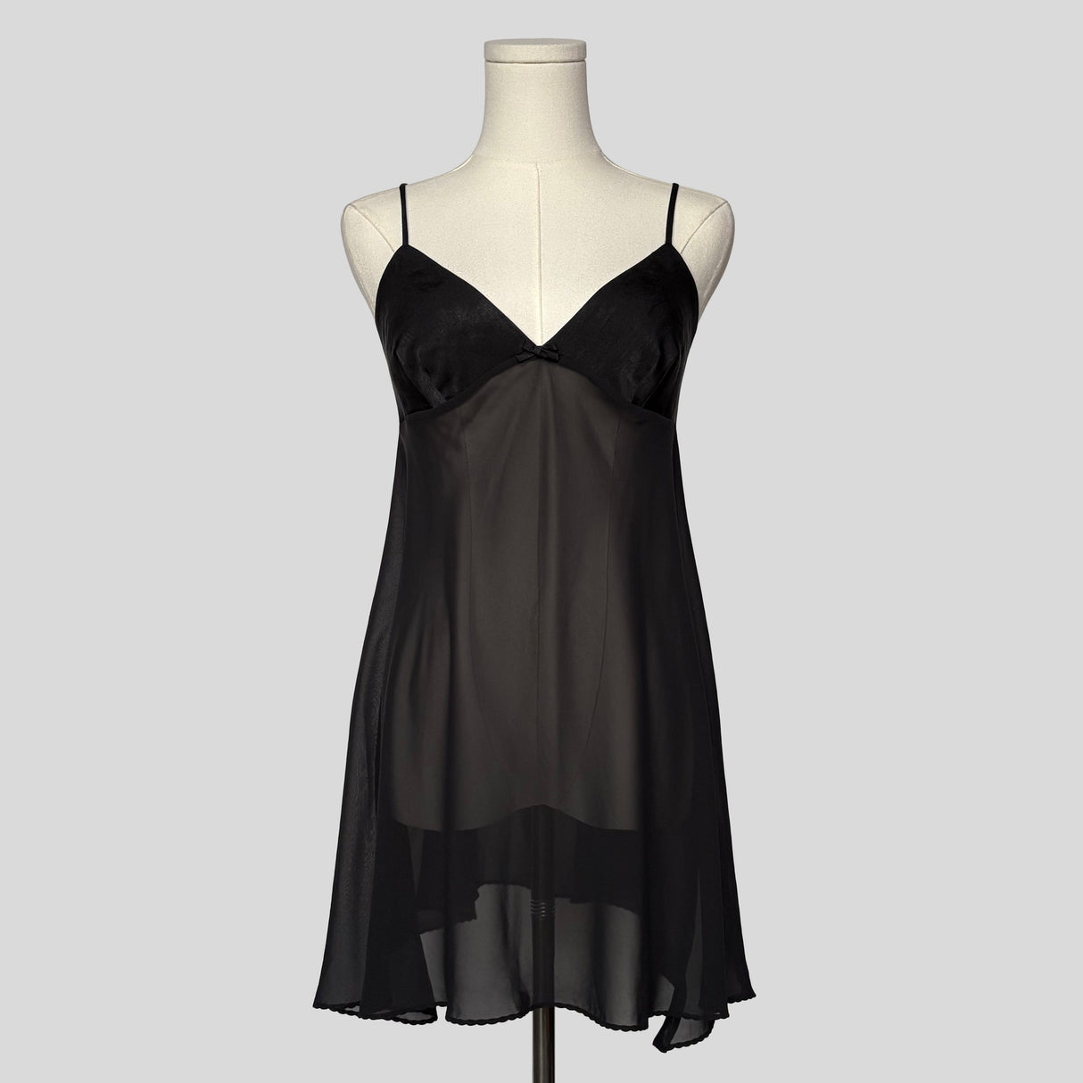 Sheer scalloped babydoll slip